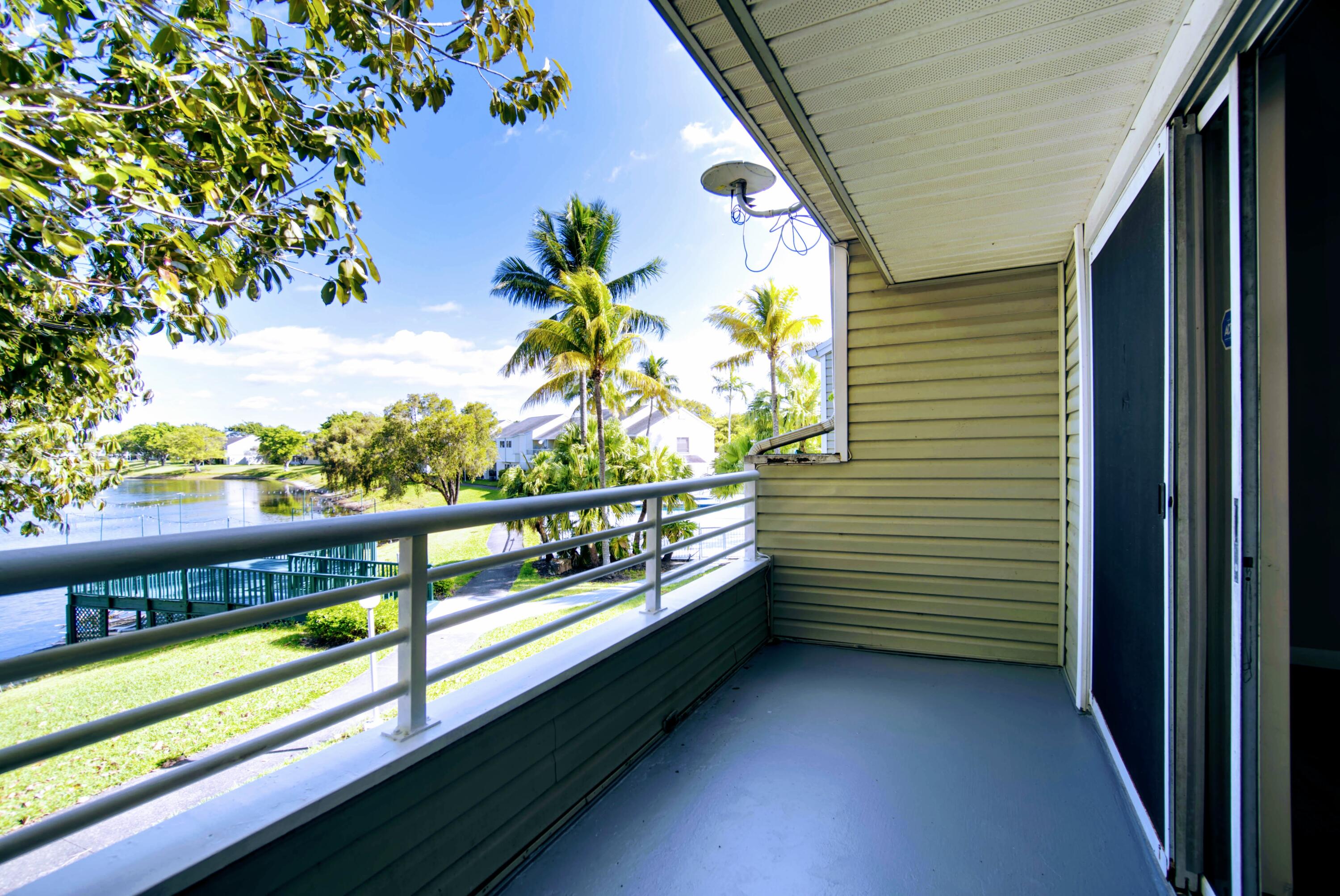 SUMMER LAKE - Residential Lease