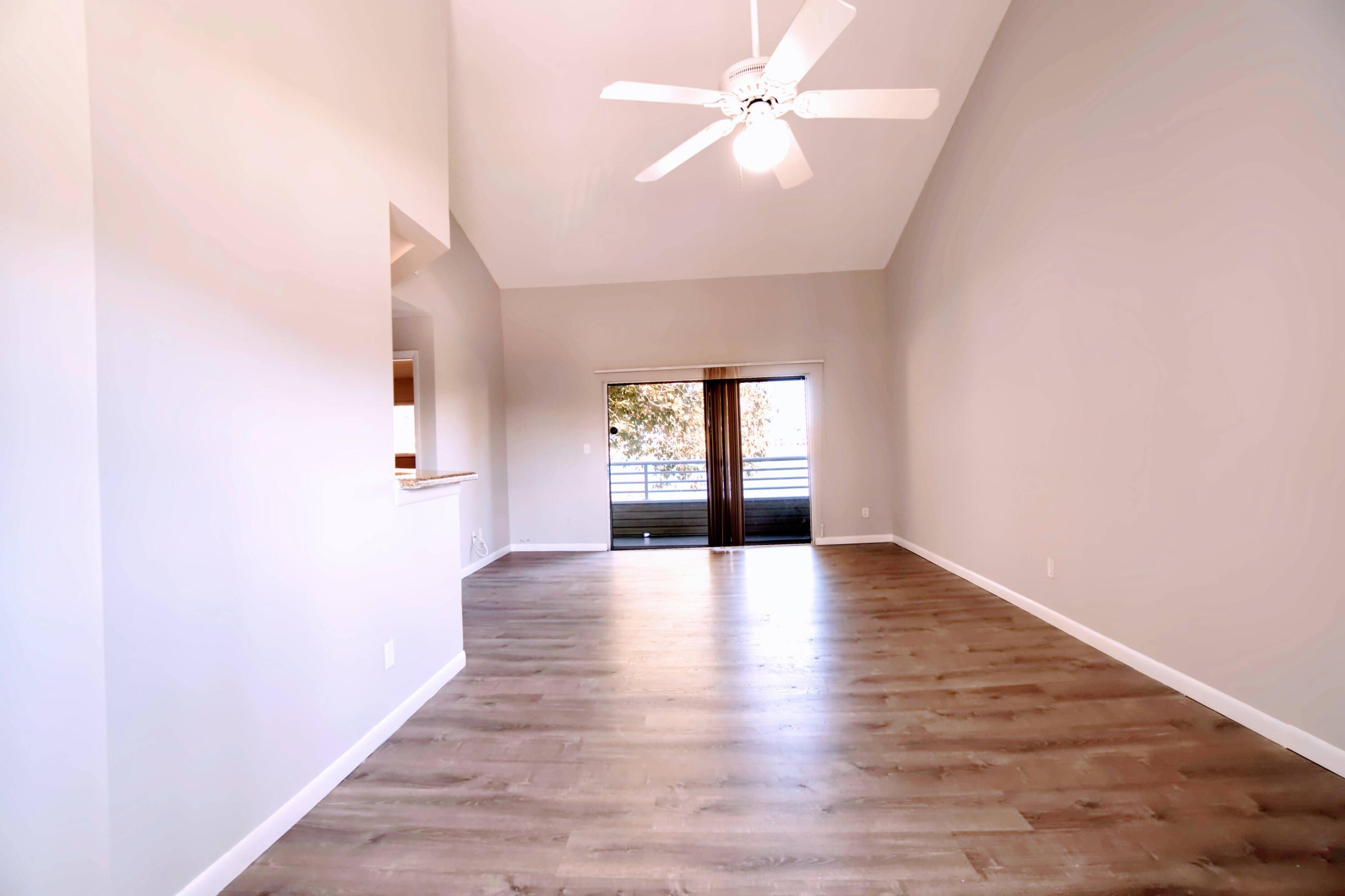 SUMMER LAKE - Residential Lease