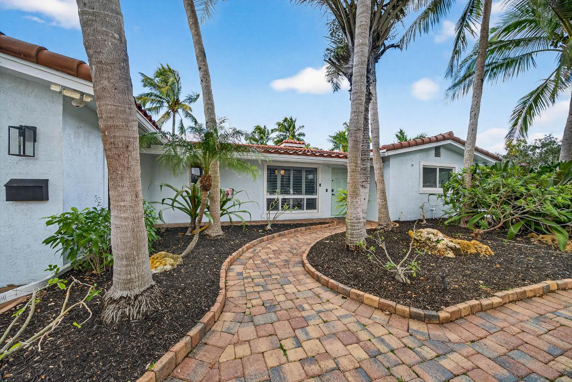 HILLSBORO ISLES - Residential
