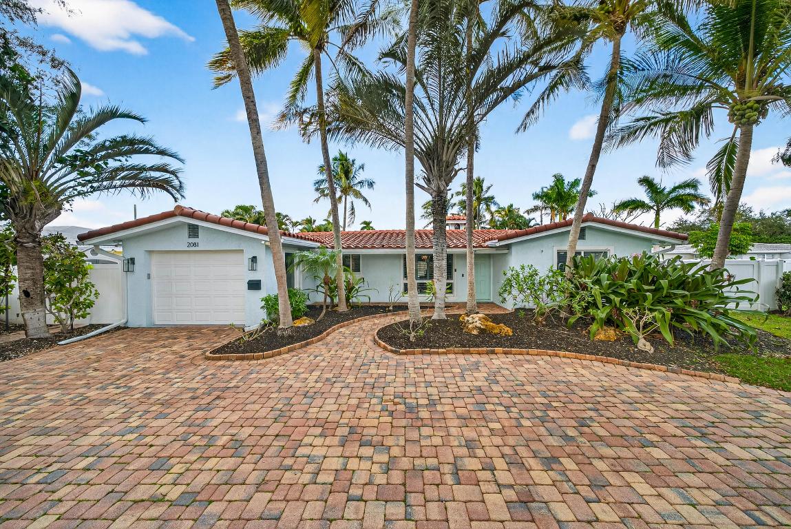 HILLSBORO ISLES - Residential