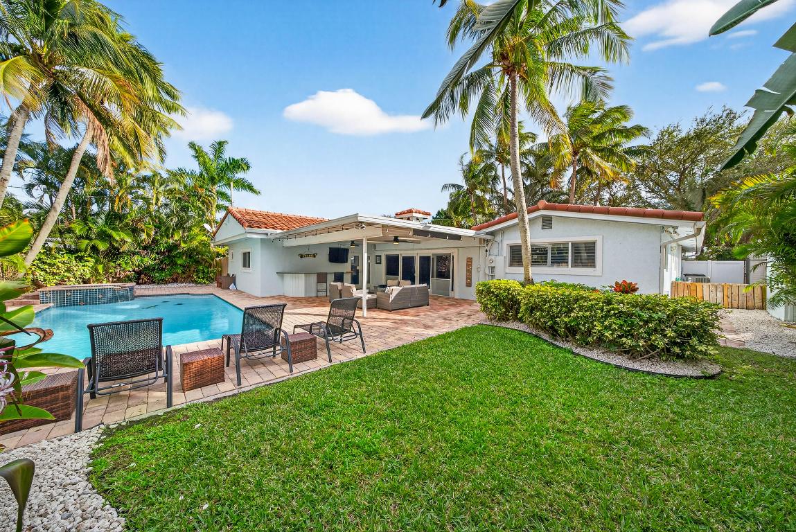 HILLSBORO ISLES - Residential