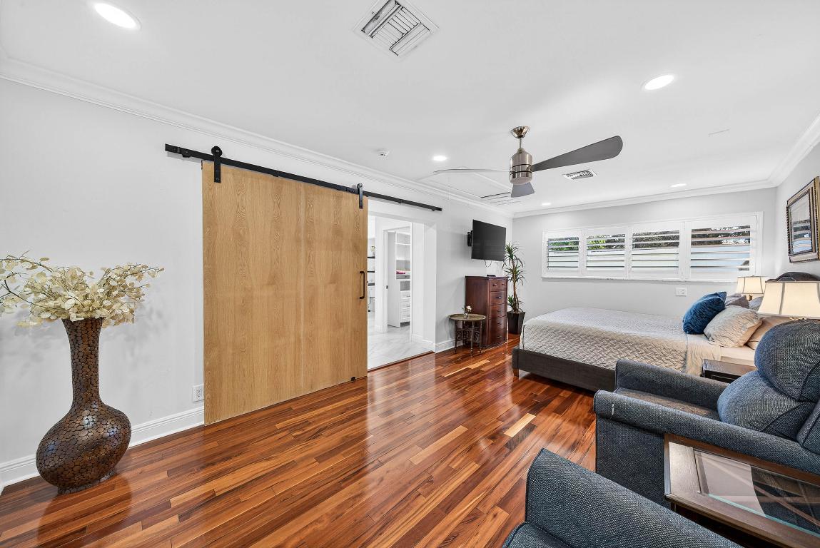HILLSBORO ISLES - Residential
