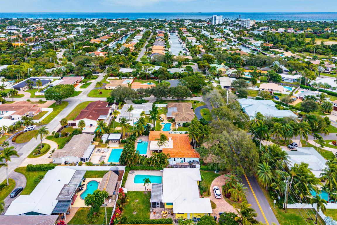 HILLSBORO ISLES - Residential