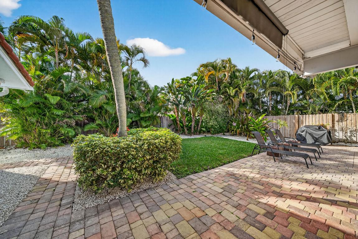 HILLSBORO ISLES - Residential