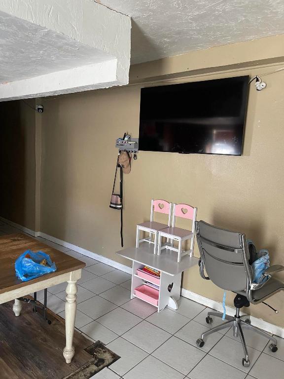 NORTHMORE ADD - Residential Income