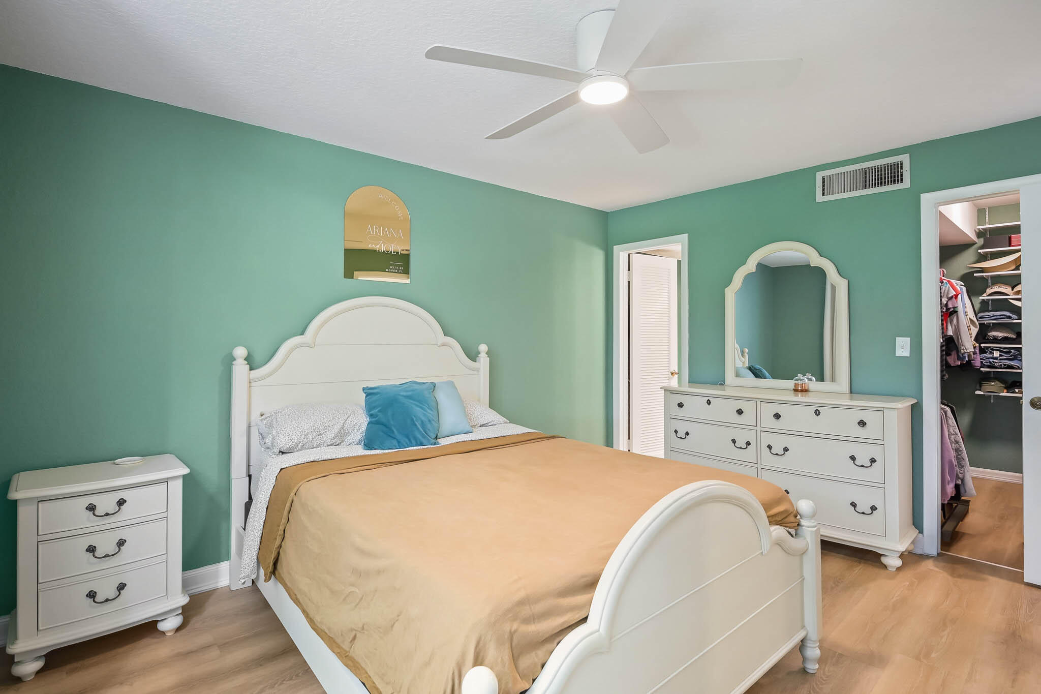 FOUNTAINS OF PALM BEACH CONDO 2 - Residential