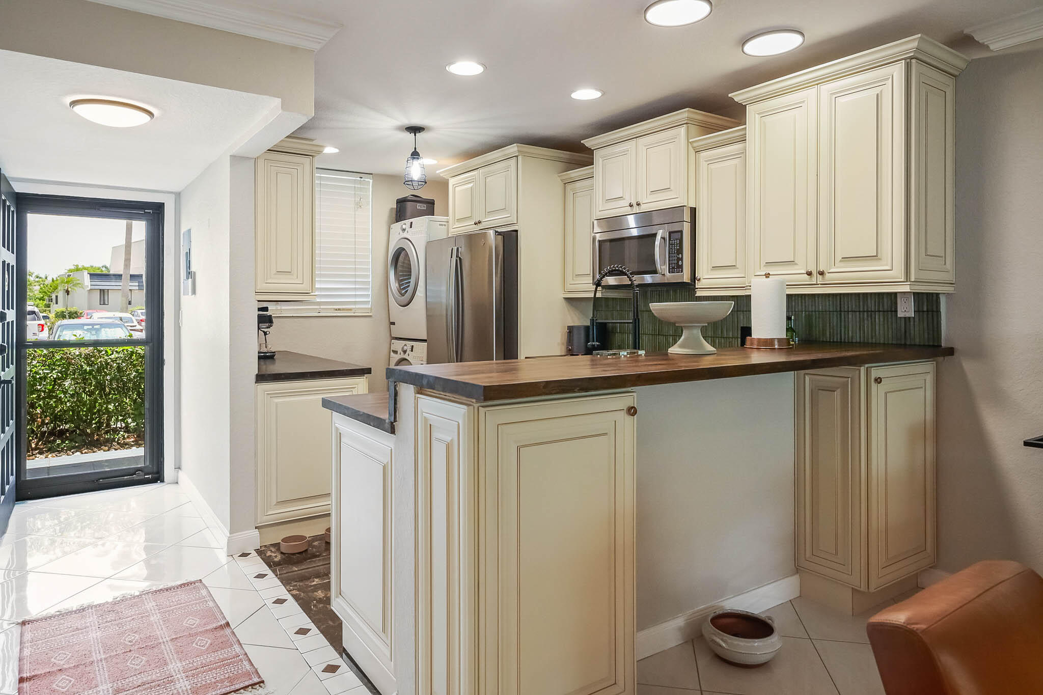 FOUNTAINS OF PALM BEACH CONDO 2 - Residential