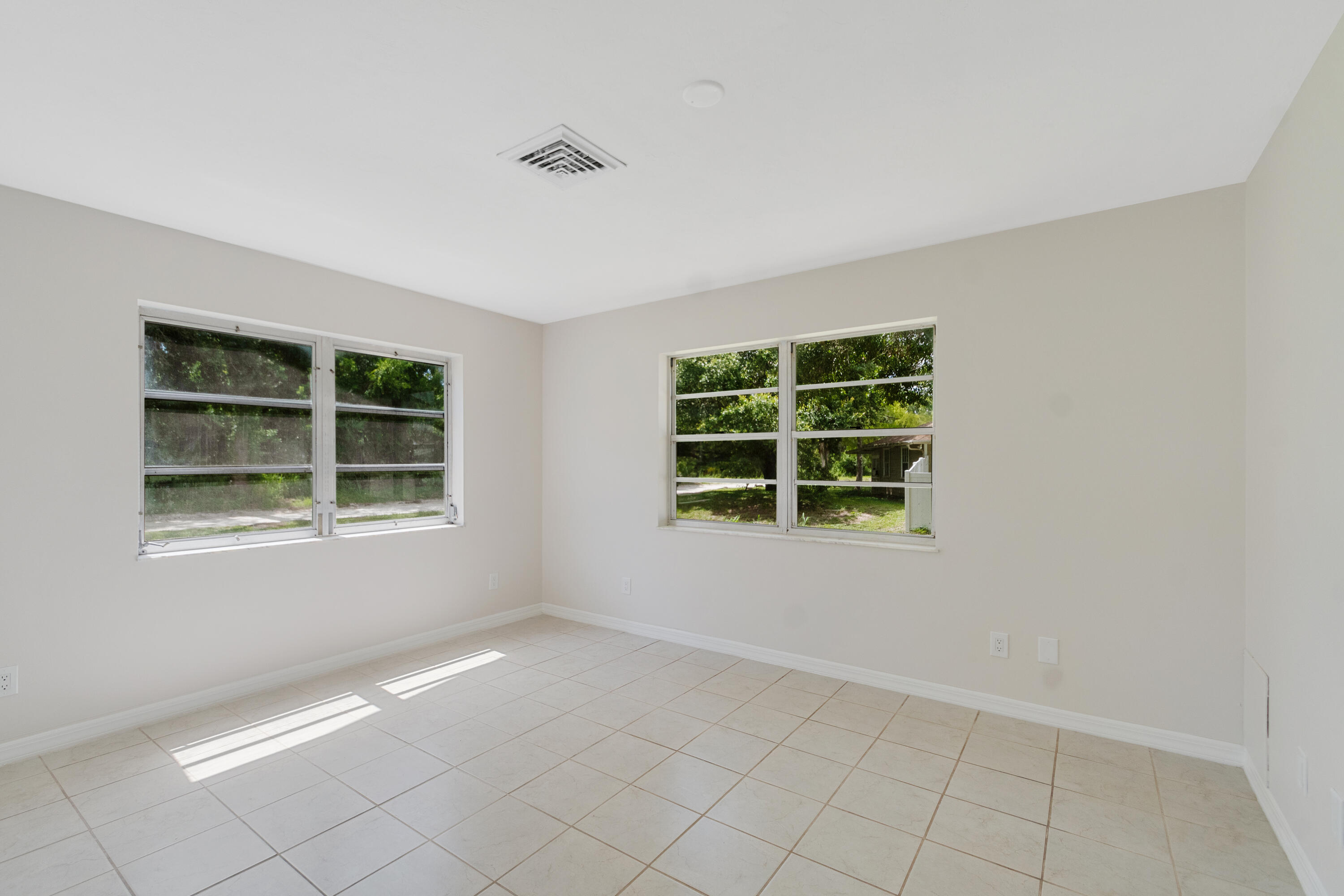 ANITA PARK - Residential