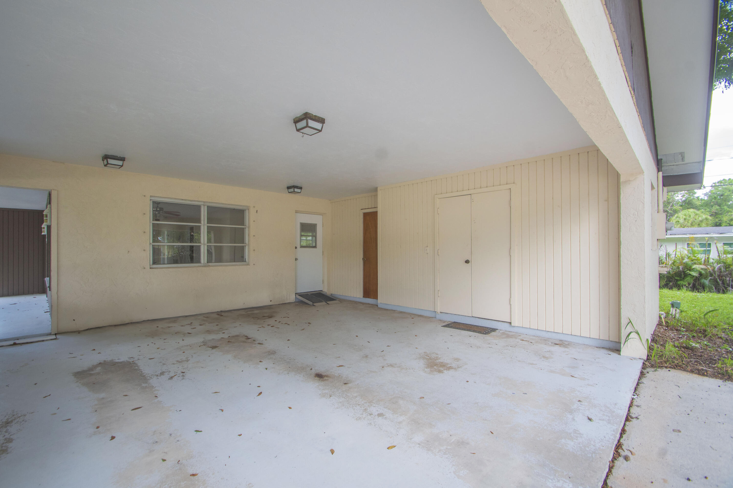 ANITA PARK - Residential