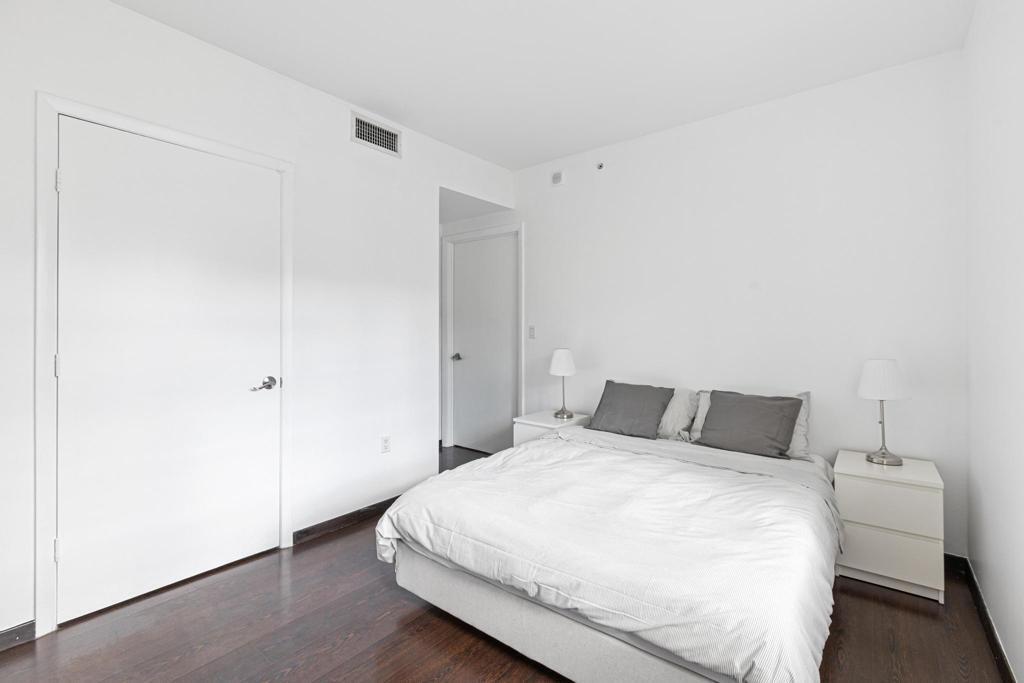 ARTECITY GOVERNOR CONDO - Residential Lease