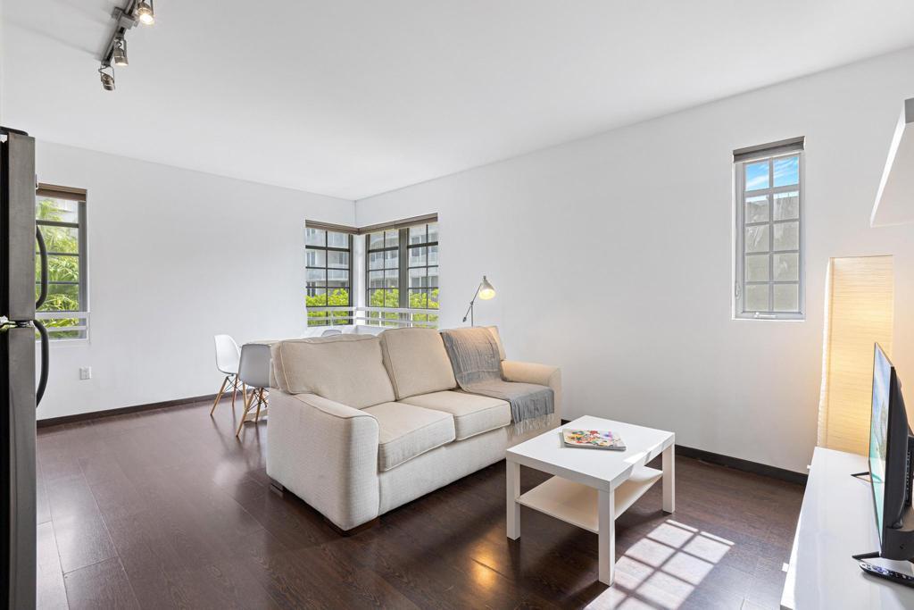 ARTECITY GOVERNOR CONDO - Residential Lease