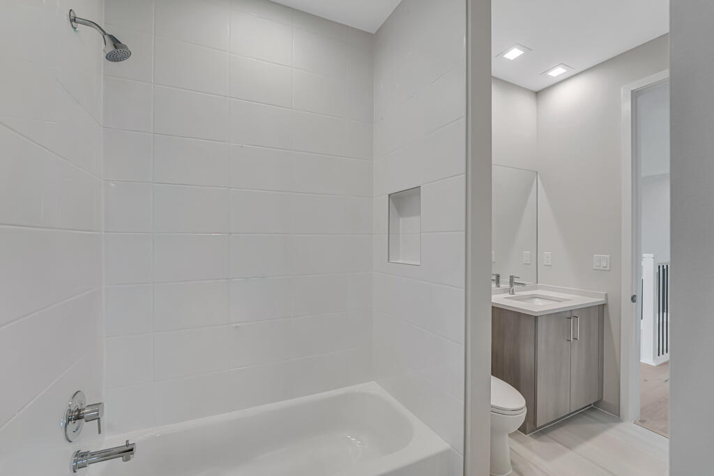 Apex at Avenir - Residential