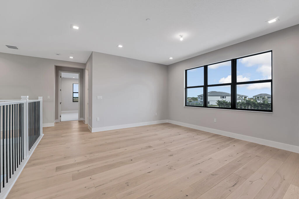 Apex at Avenir - Residential