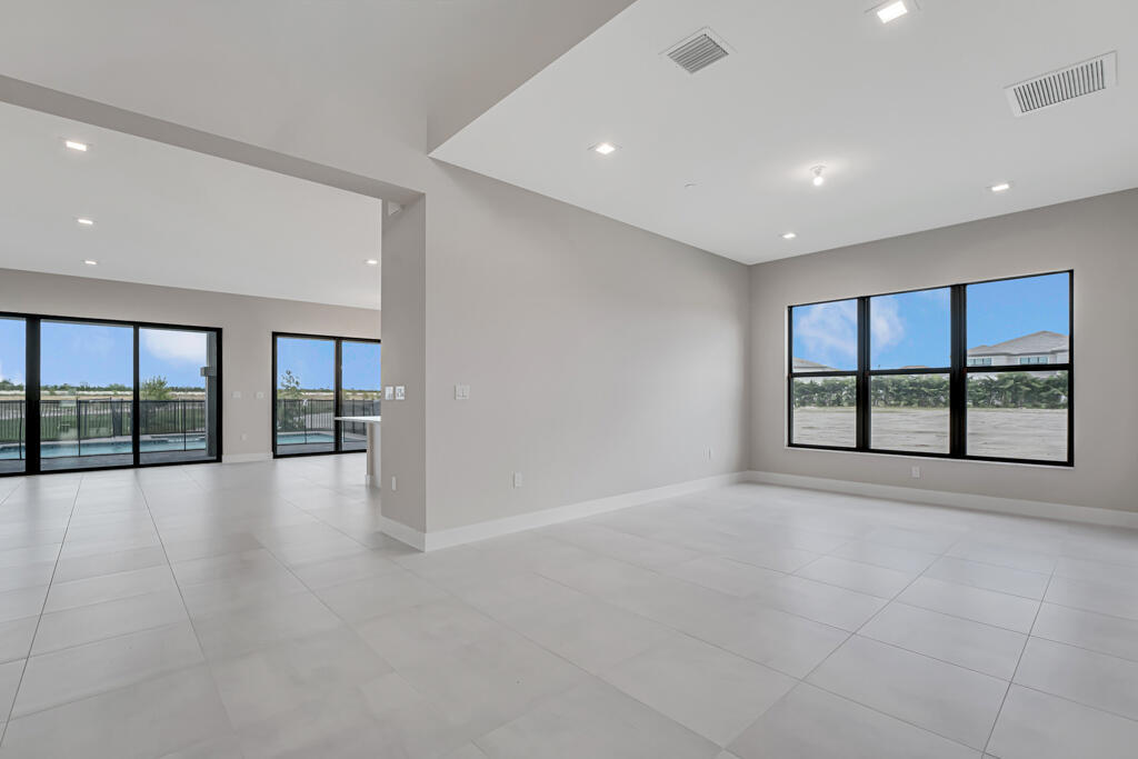 Apex at Avenir - Residential