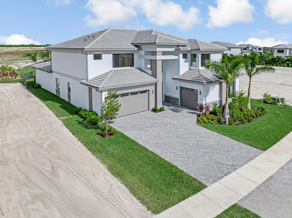 Apex at Avenir - Residential