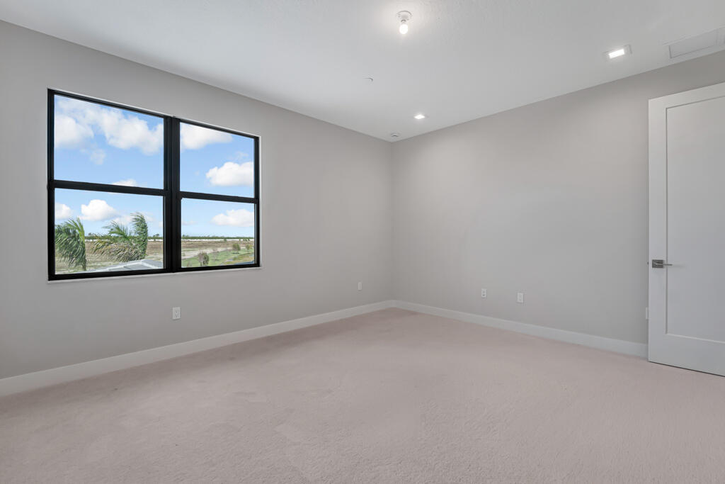 Apex at Avenir - Residential