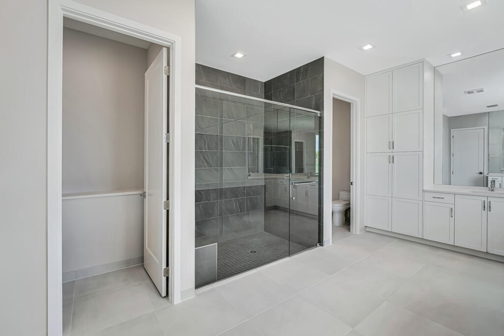 Apex at Avenir - Residential