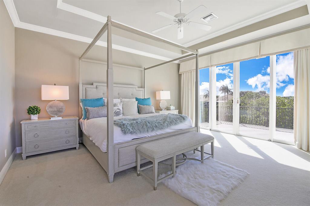 BARROW ISLAND AT JONATHANS LANDING - Residential