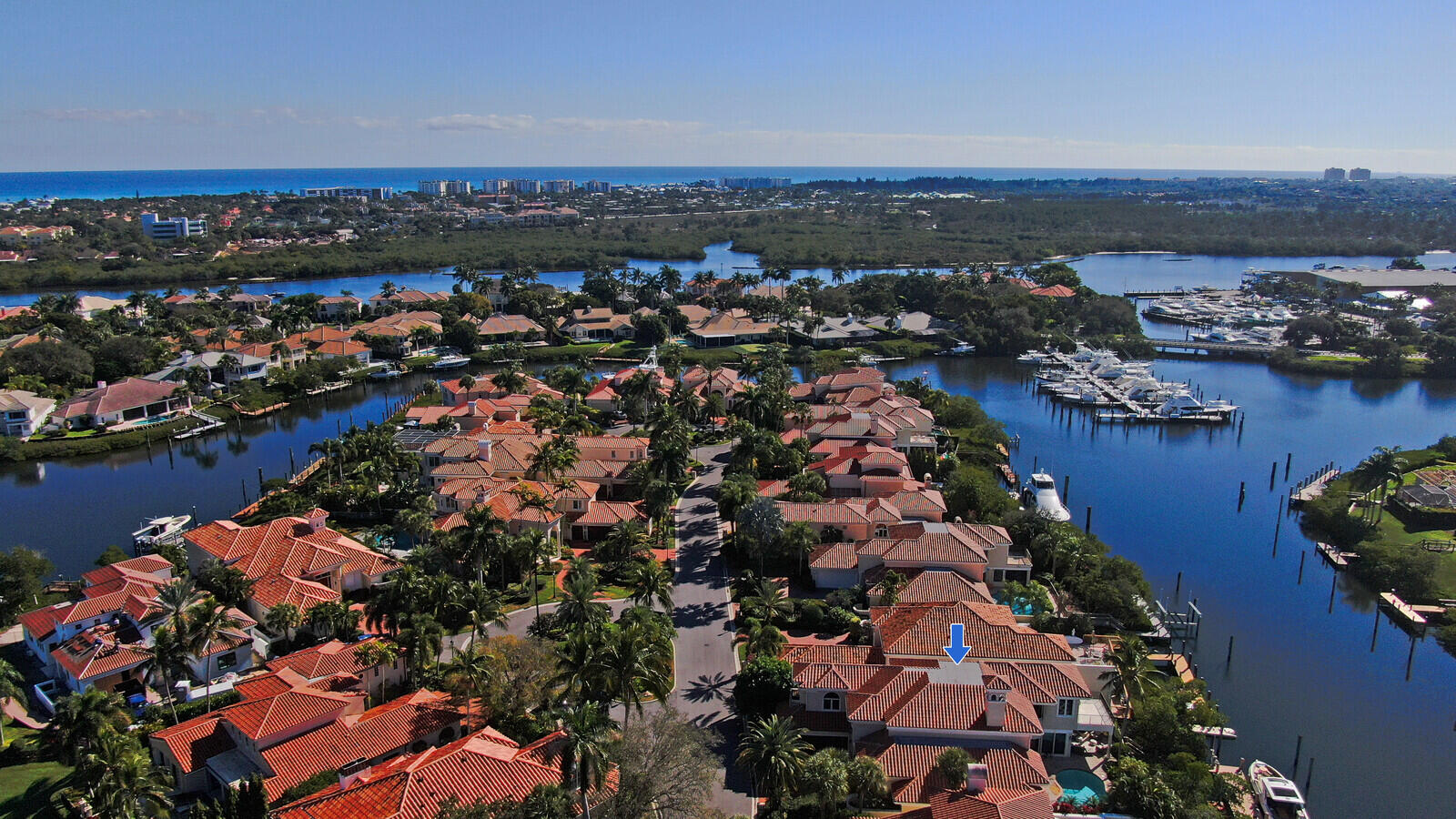 BARROW ISLAND AT JONATHANS LANDING - Residential