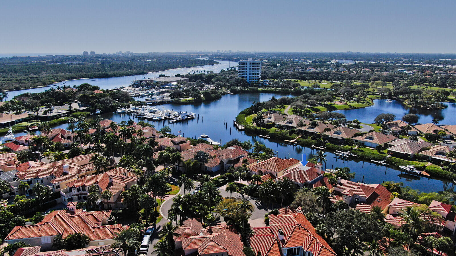 BARROW ISLAND AT JONATHANS LANDING - Residential