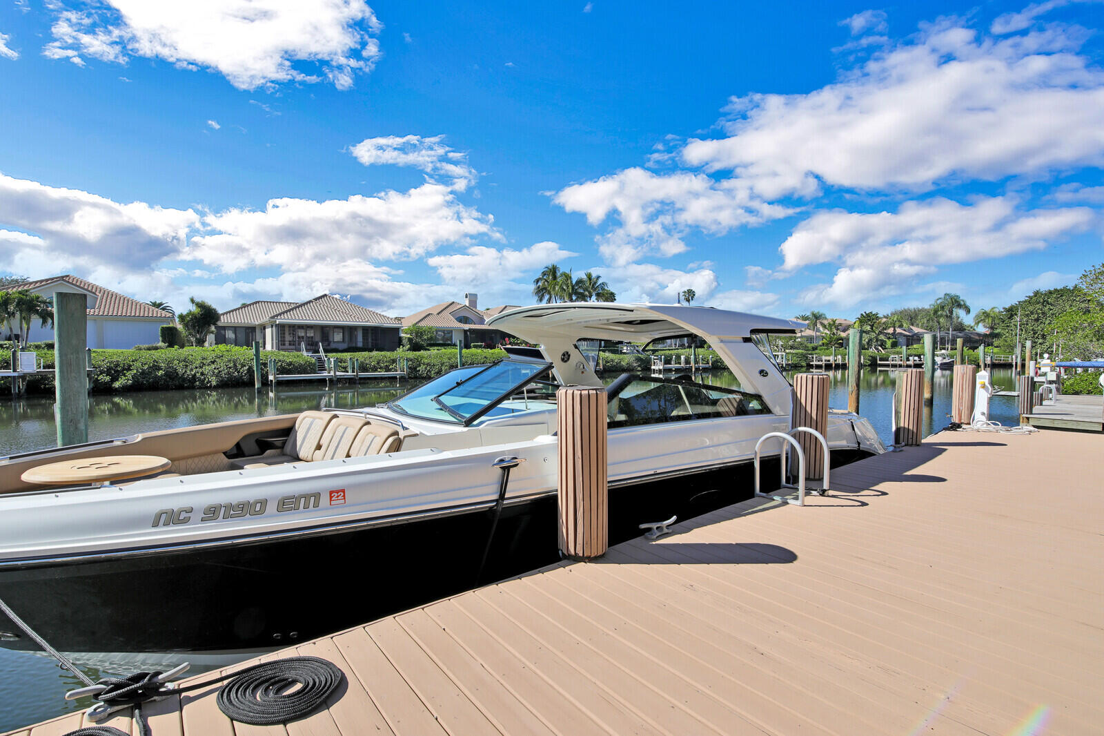 BARROW ISLAND AT JONATHANS LANDING - Residential