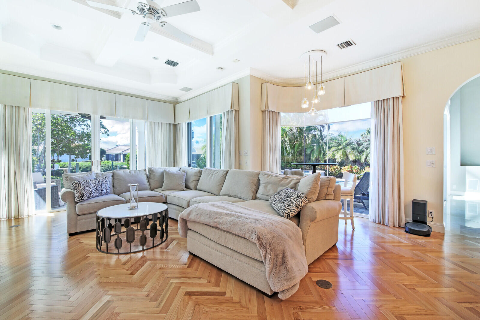 BARROW ISLAND AT JONATHANS LANDING - Residential
