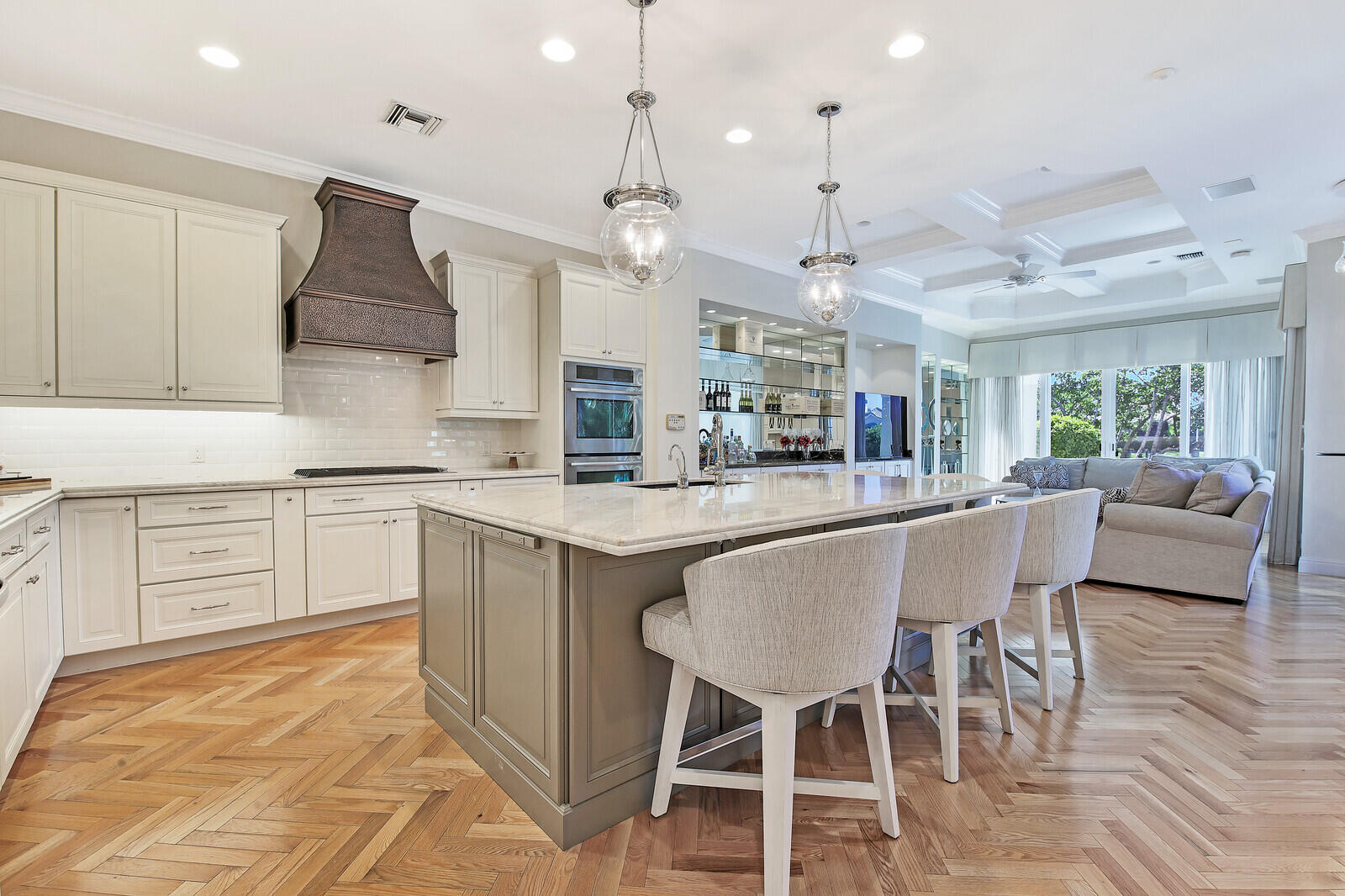 BARROW ISLAND AT JONATHANS LANDING - Residential