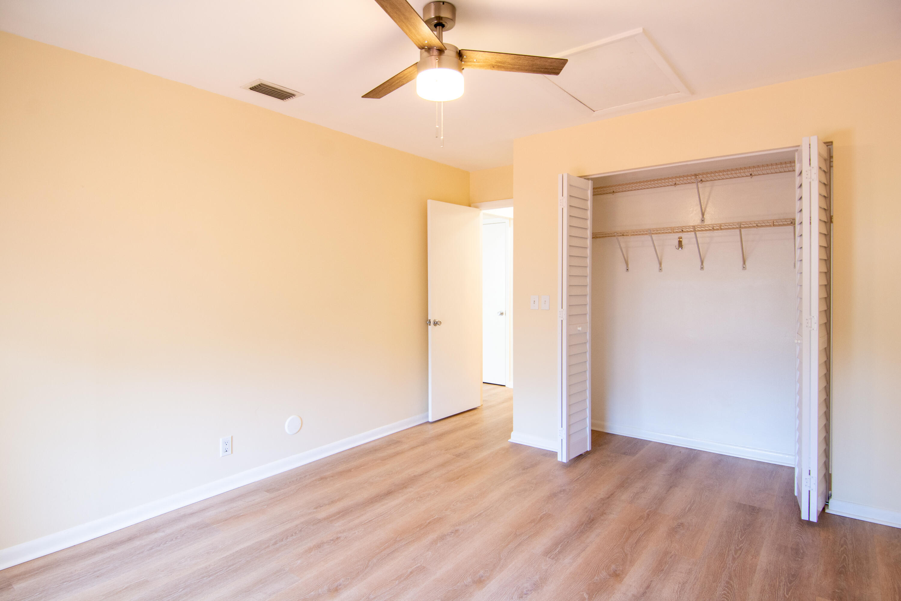 JUPITER LAKES VILLAS CONDO I AND II - Residential Lease