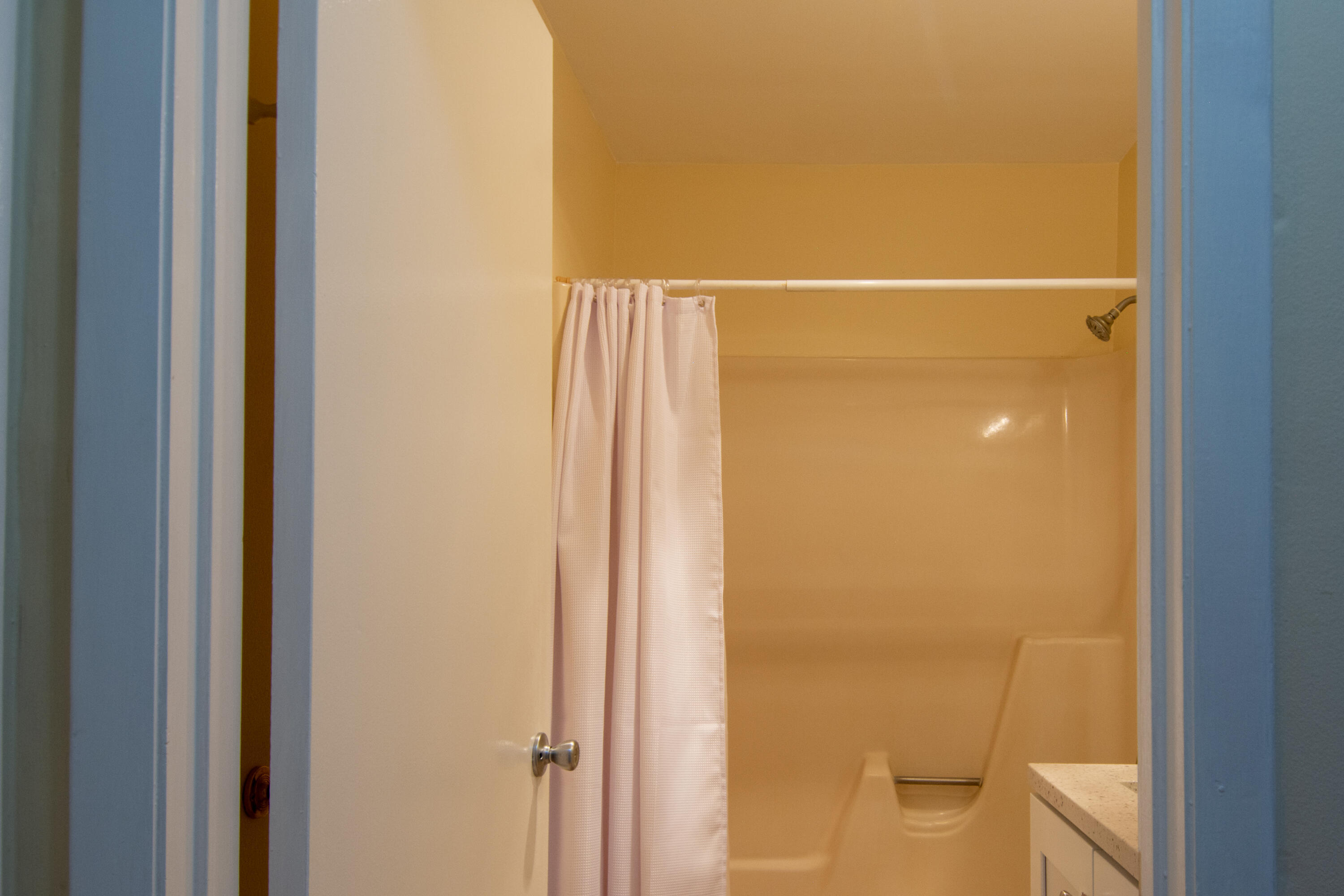 JUPITER LAKES VILLAS CONDO I AND II - Residential Lease