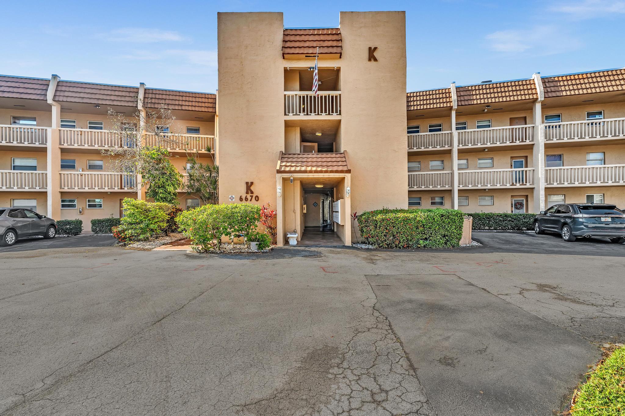 ROYAL PARK GARDENS II-K CONDO - Residential