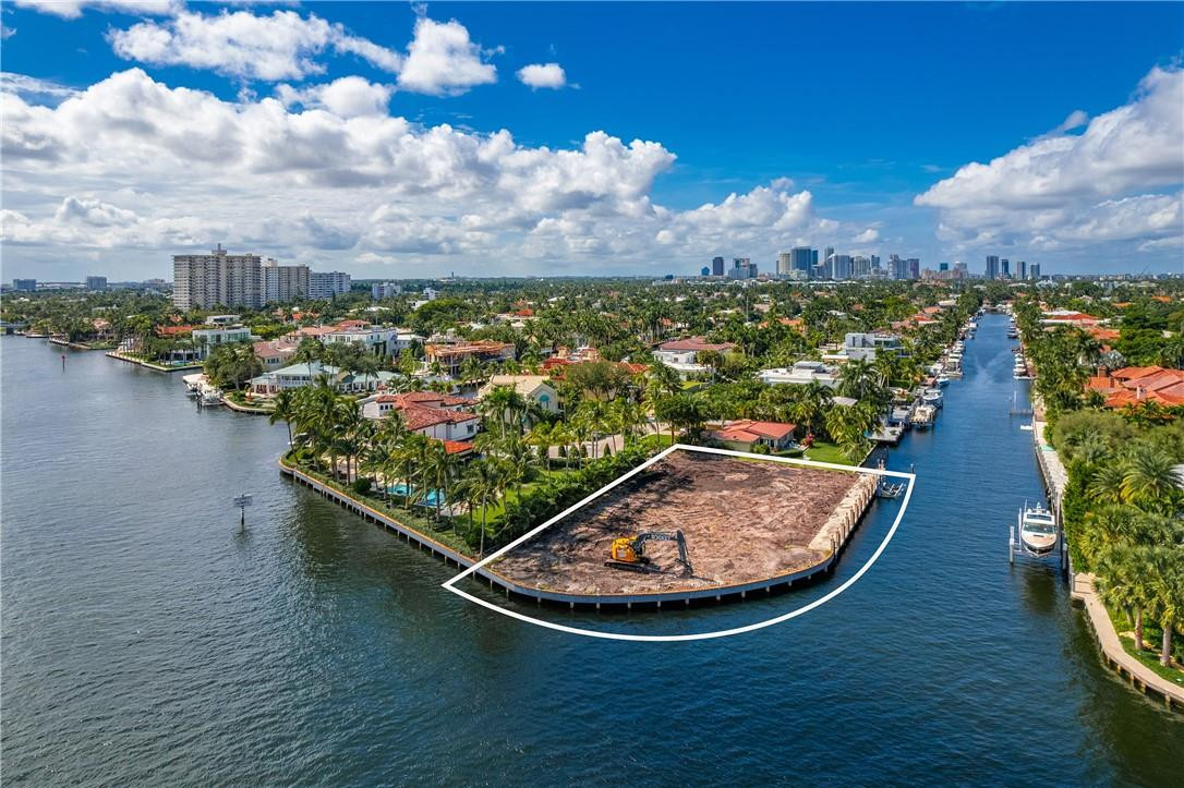 SEA ISLAND - Land
