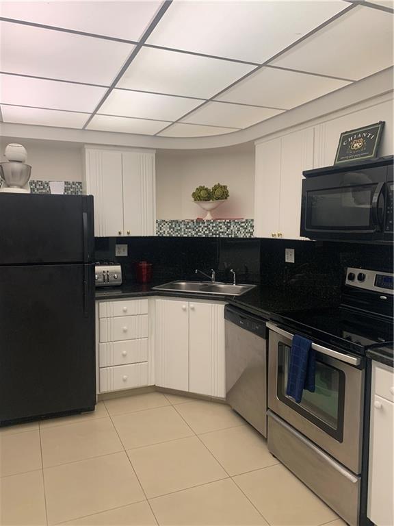 CORAL RIDGE TOWERS SOUTH - Residential