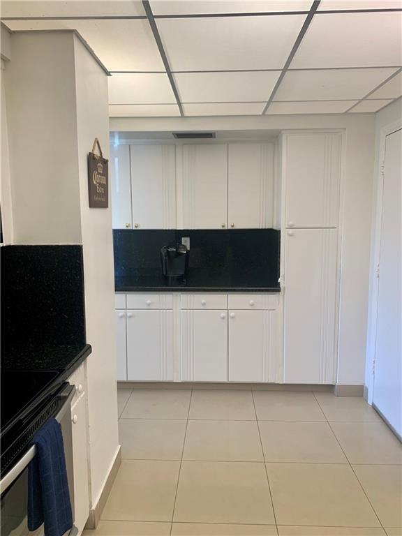 CORAL RIDGE TOWERS SOUTH - Residential