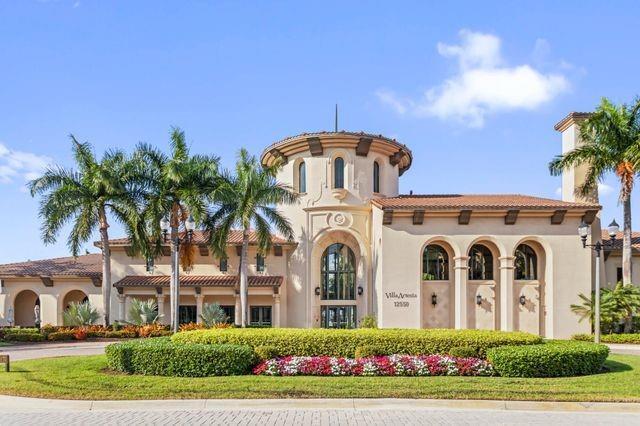 VILLA ALHAMBRA CONDO - Residential