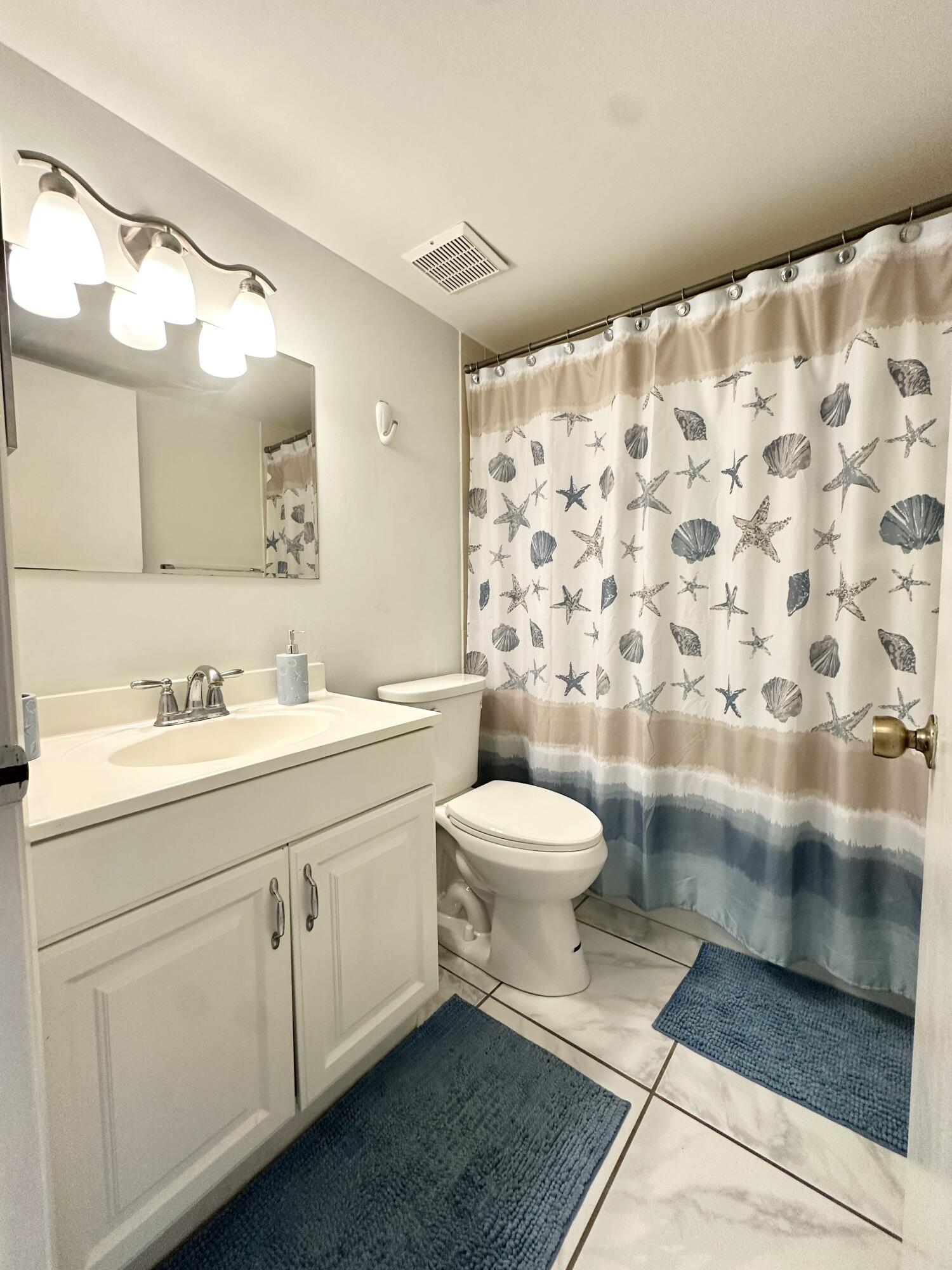 TIVOLI TRACE CONDO NO 5 - Residential