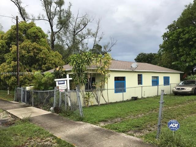 NORTH LAUDERDALE - Residential Lease