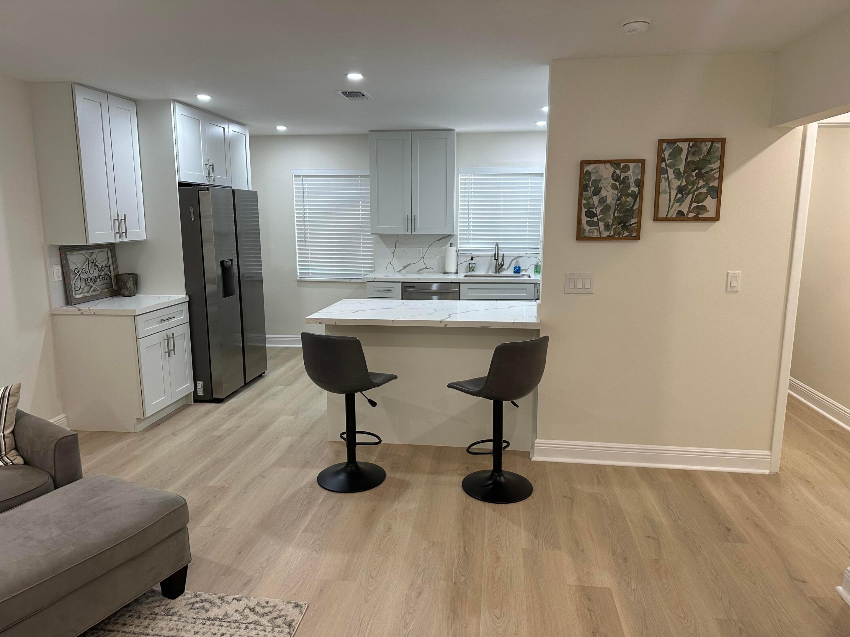 SEACREST ESTATES - Residential Lease