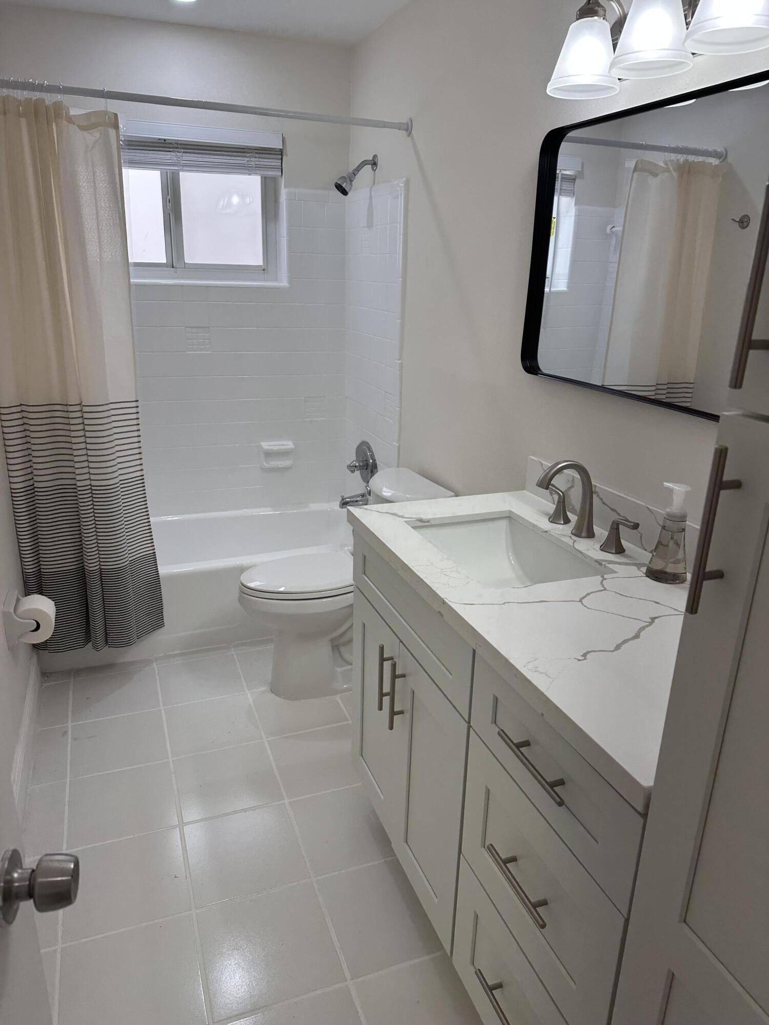 SEACREST ESTATES - Residential Lease