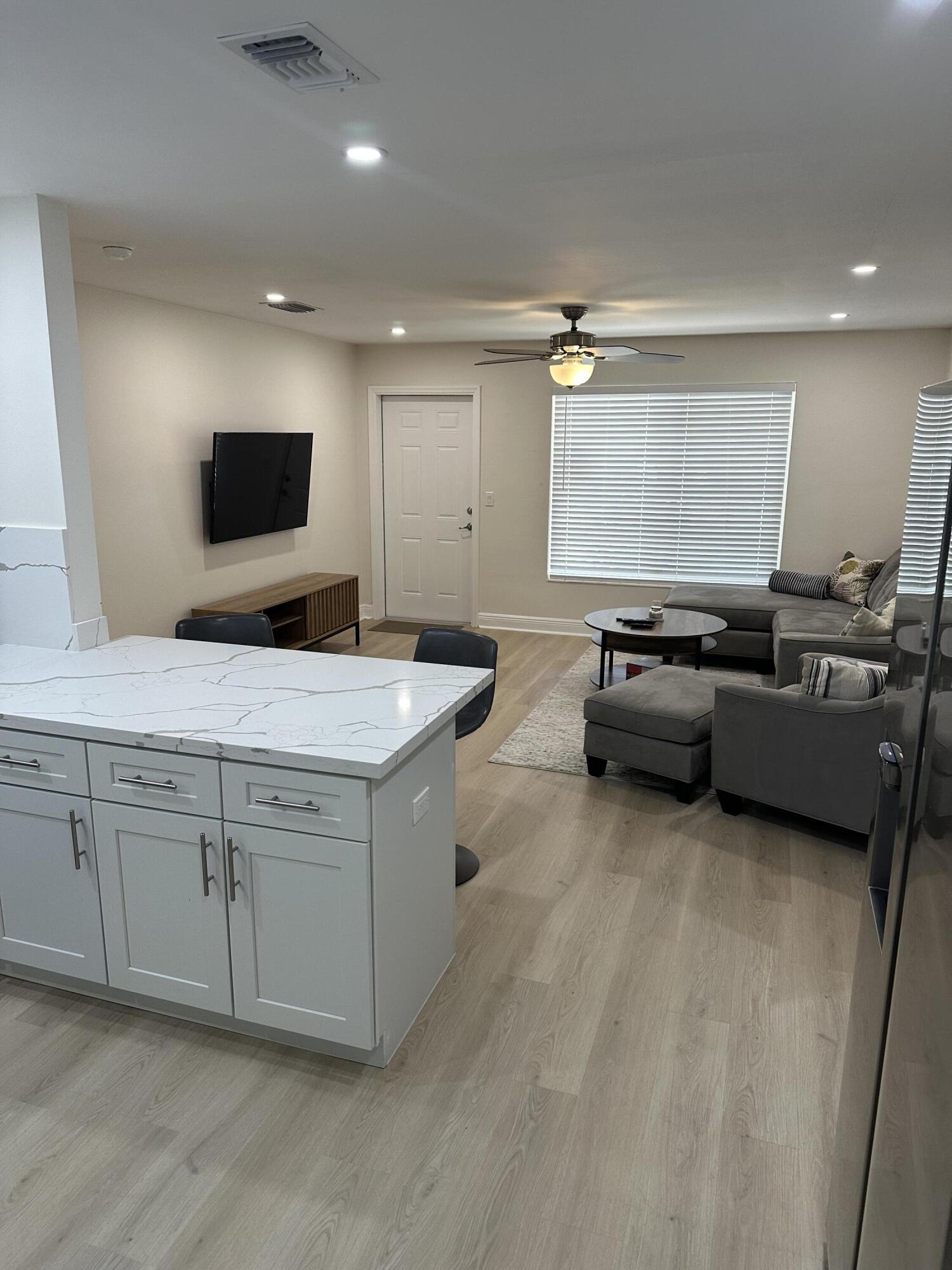 SEACREST ESTATES - Residential Lease