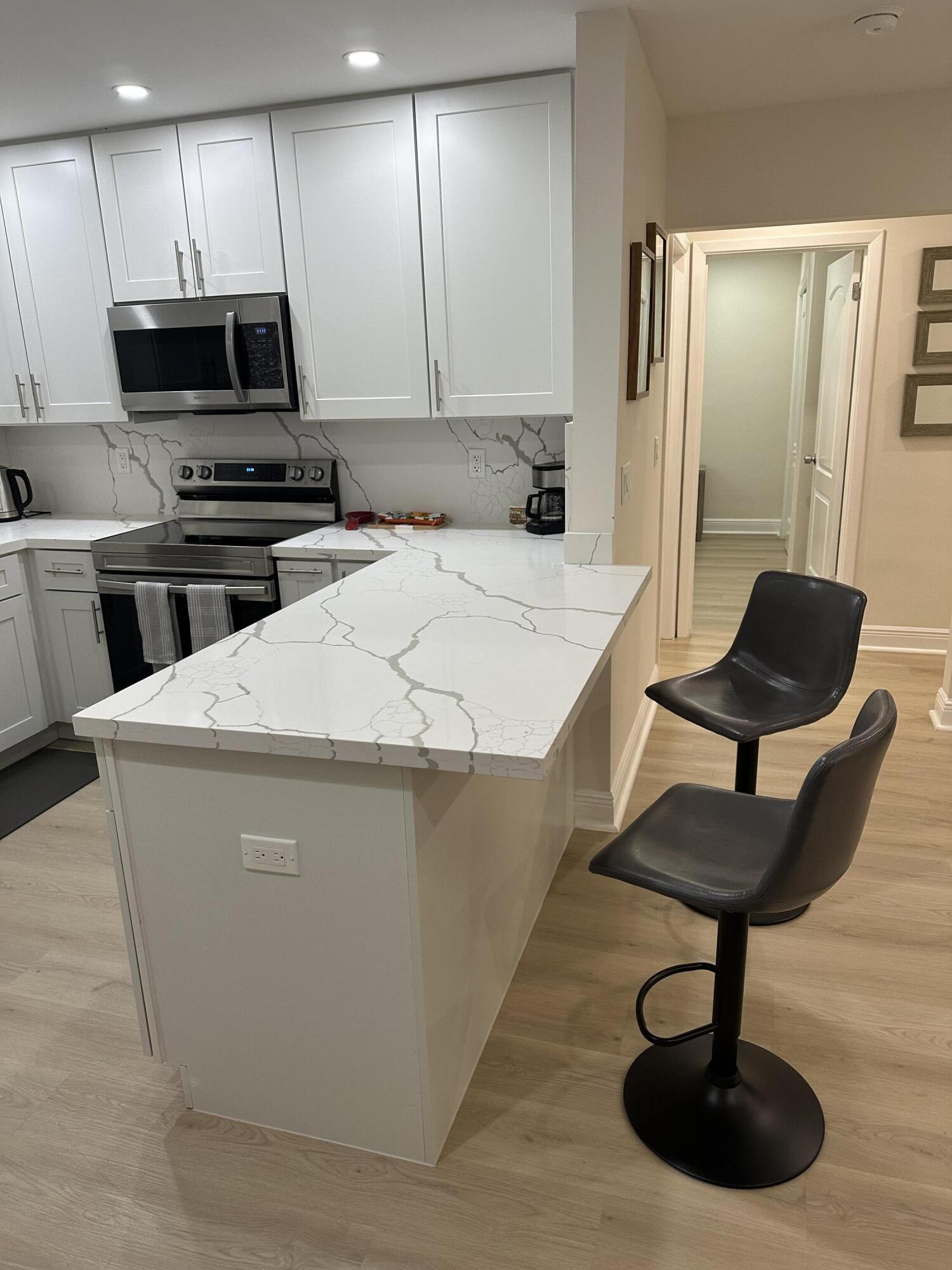SEACREST ESTATES - Residential Lease