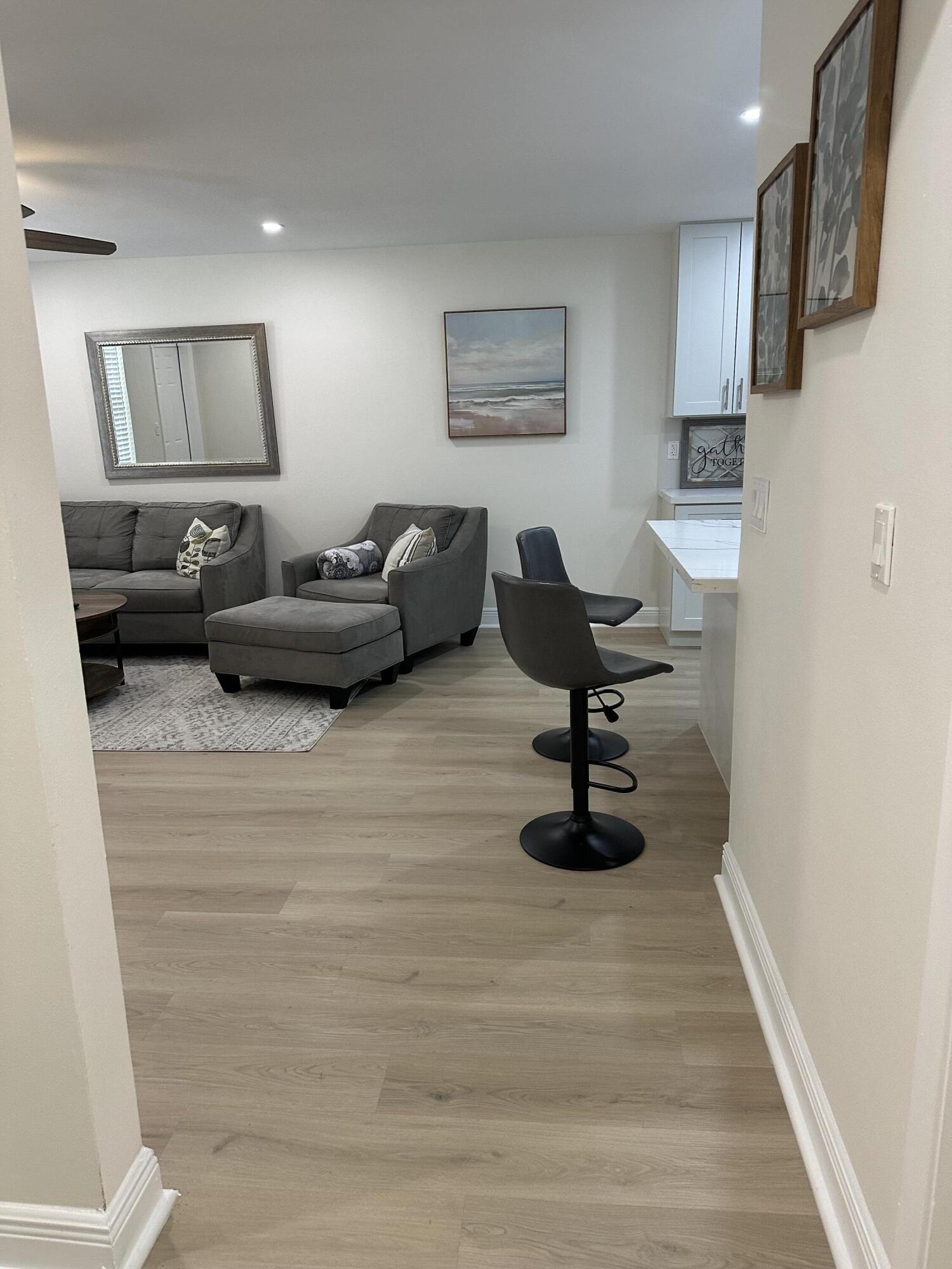 SEACREST ESTATES - Residential Lease