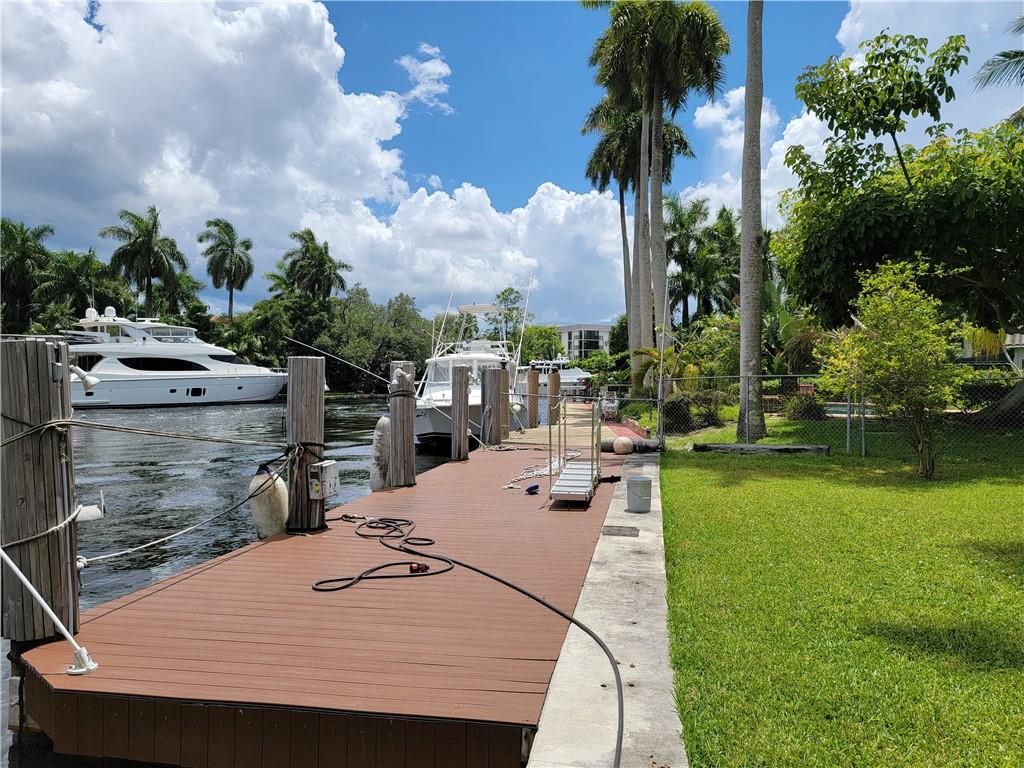 Investors dream ! Ocean access/No fixed bridges. Situated on the New River.  Built in 1941, this 3 bedroom 2 bath home has a huge potential when renovated or gutted and rebuilt. 9186 SF lot with 60' of deep water dockage.One mile to Las Olas shops and restaurants. Excellent location and a truly rare opportunity. Showings start August 23, 2022. Appointment only.