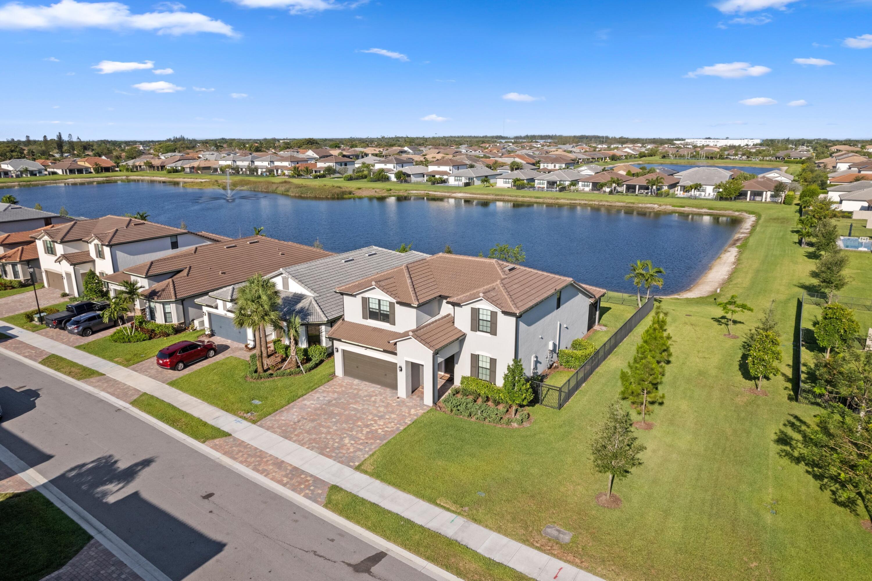 FIELDS AT GULFSTREAM POLO - Residential
