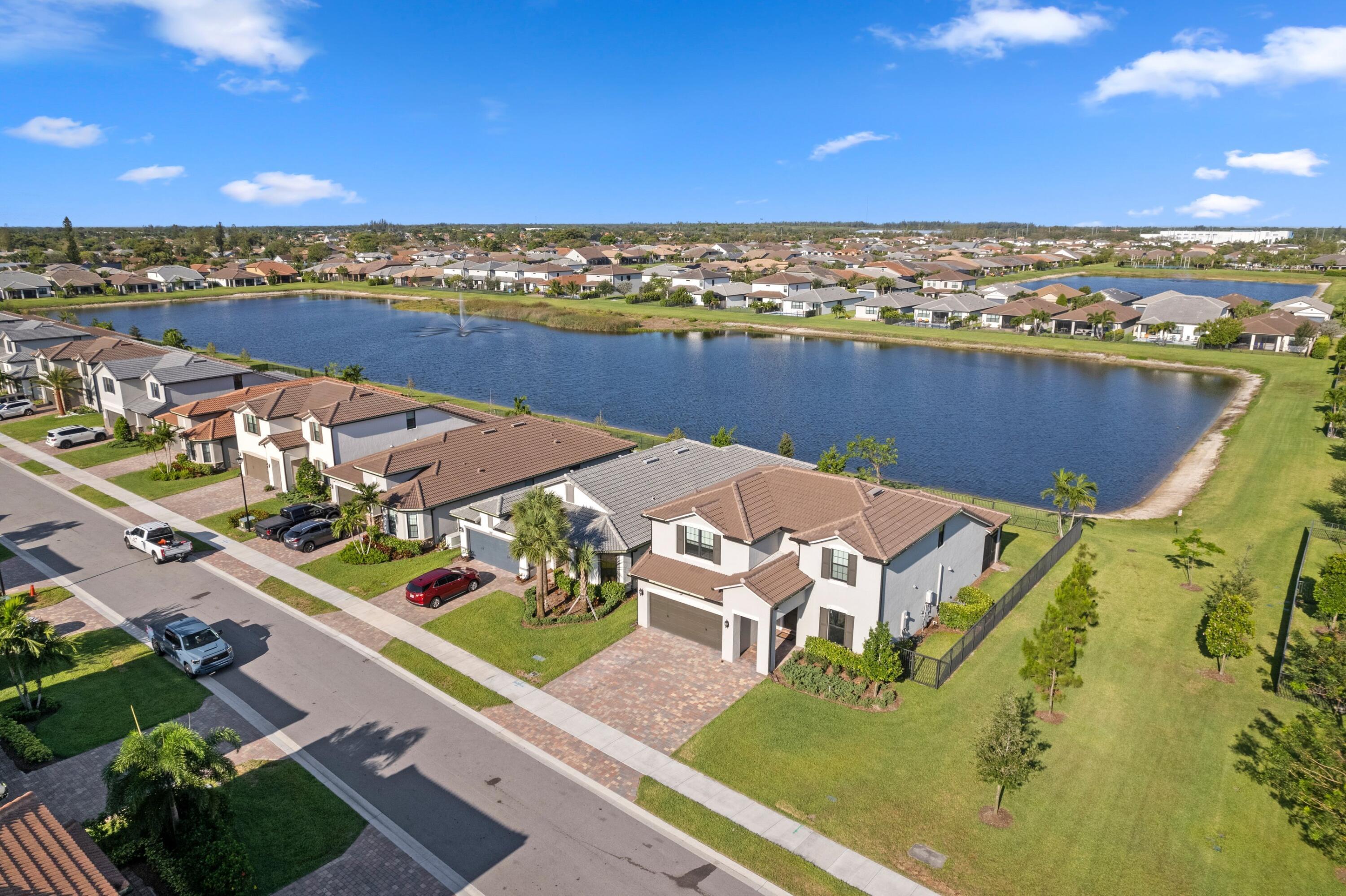 FIELDS AT GULFSTREAM POLO - Residential