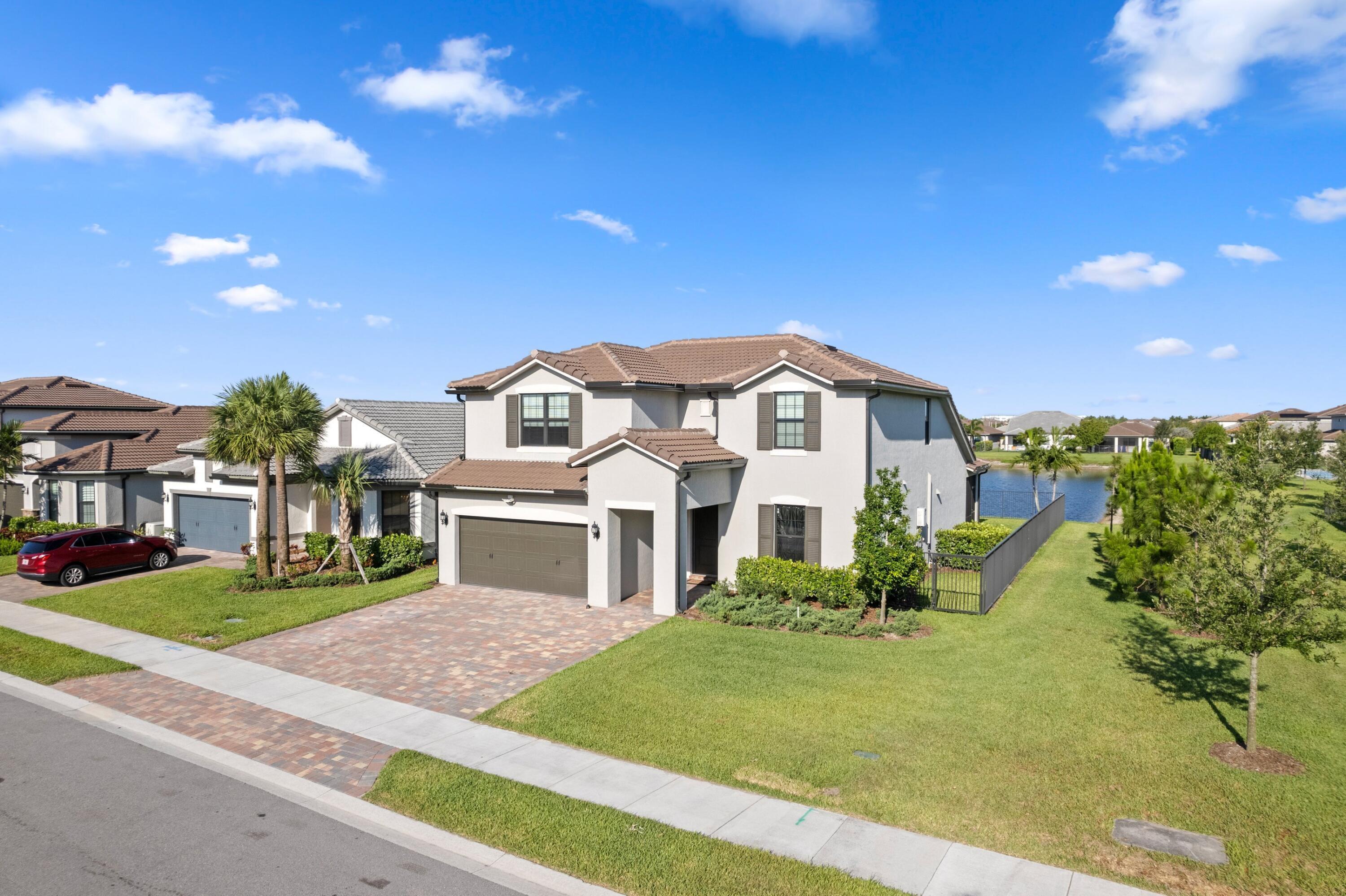 FIELDS AT GULFSTREAM POLO - Residential