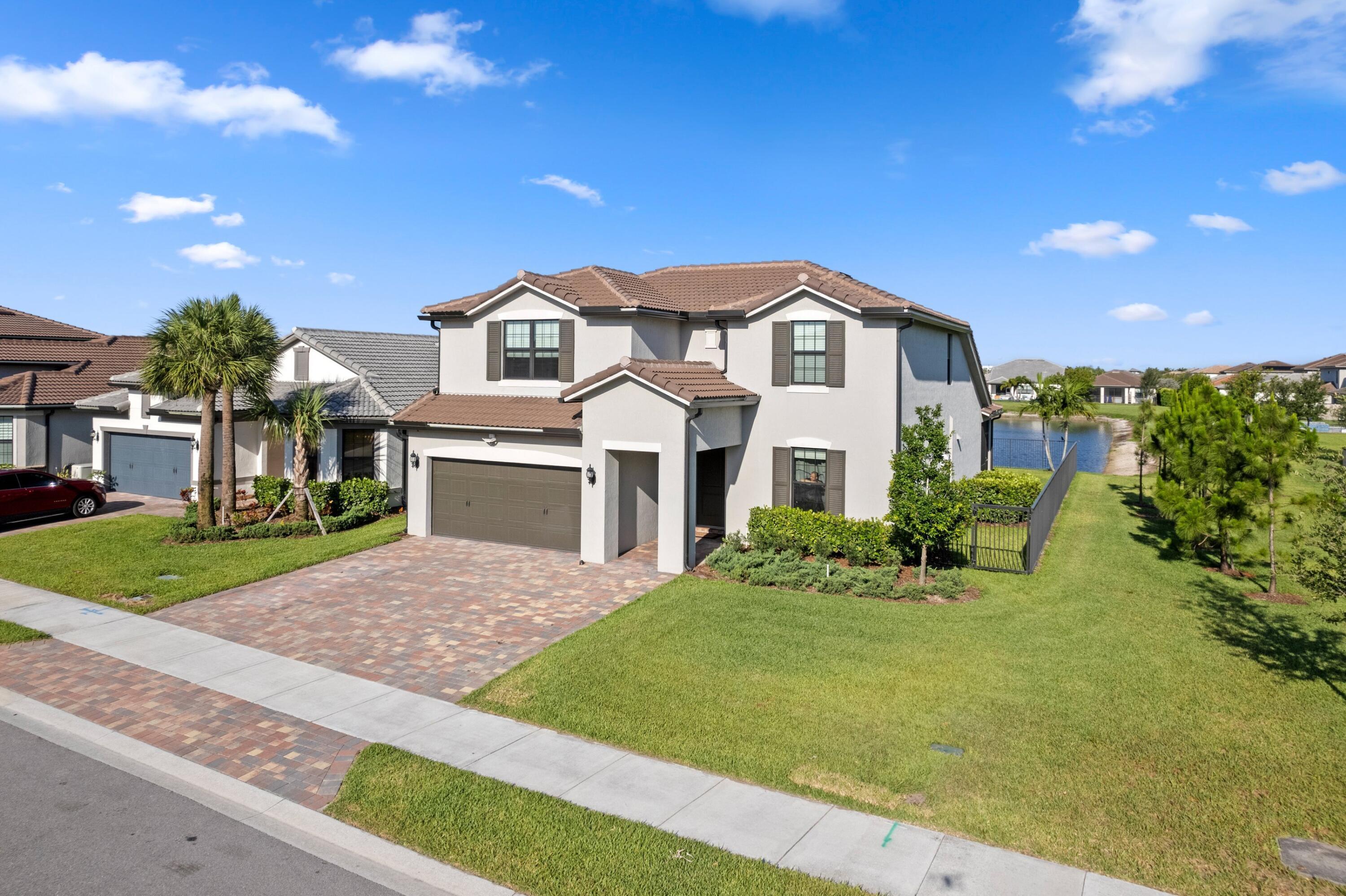 FIELDS AT GULFSTREAM POLO - Residential