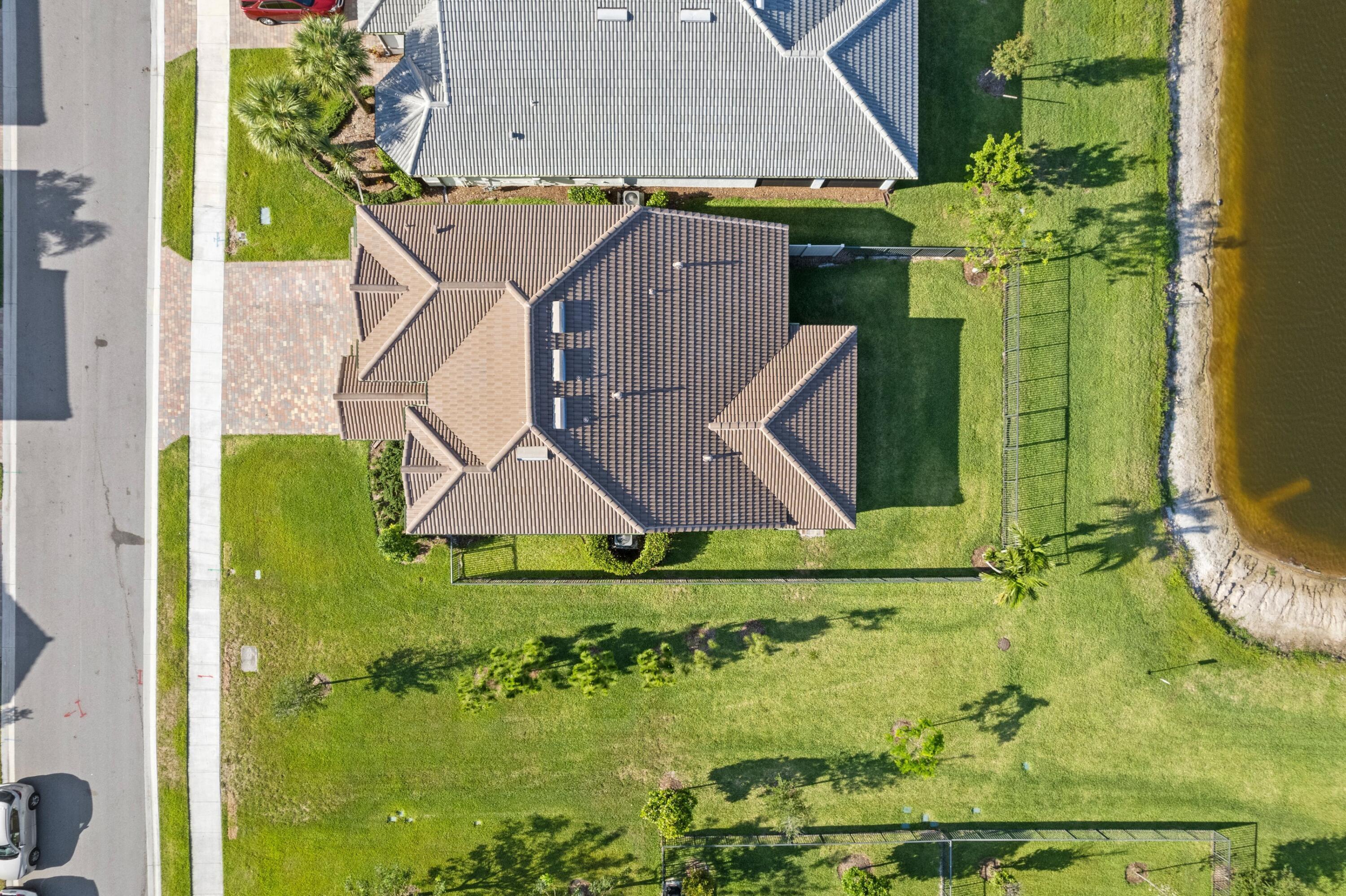 FIELDS AT GULFSTREAM POLO - Residential