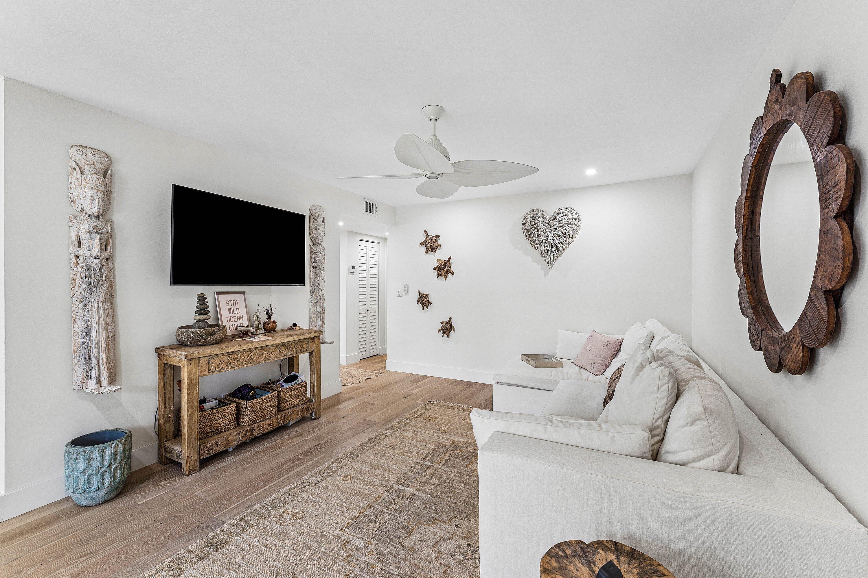 SERENA VISTA CONDO - Residential Lease