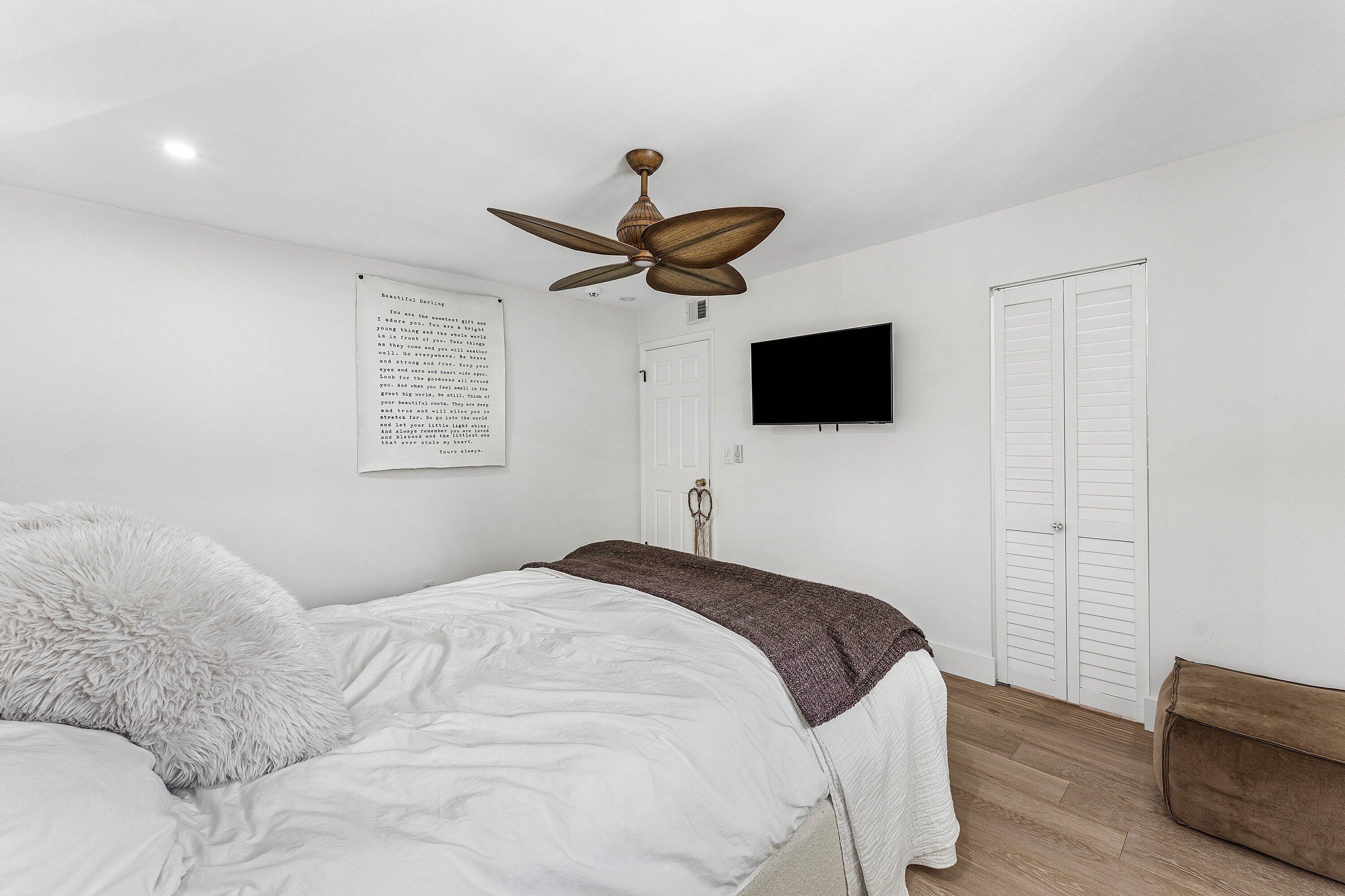 SERENA VISTA CONDO - Residential Lease