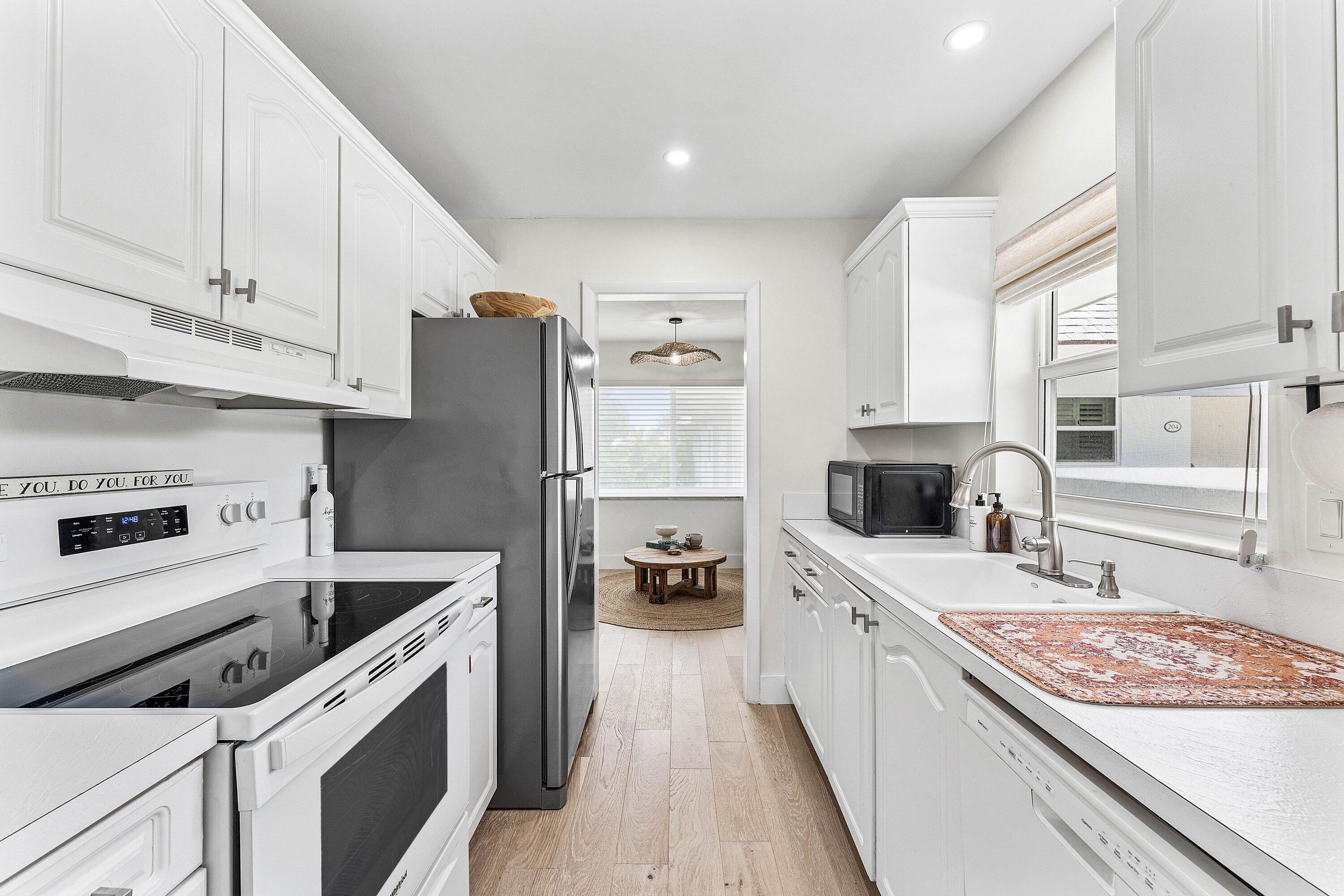 SERENA VISTA CONDO - Residential Lease